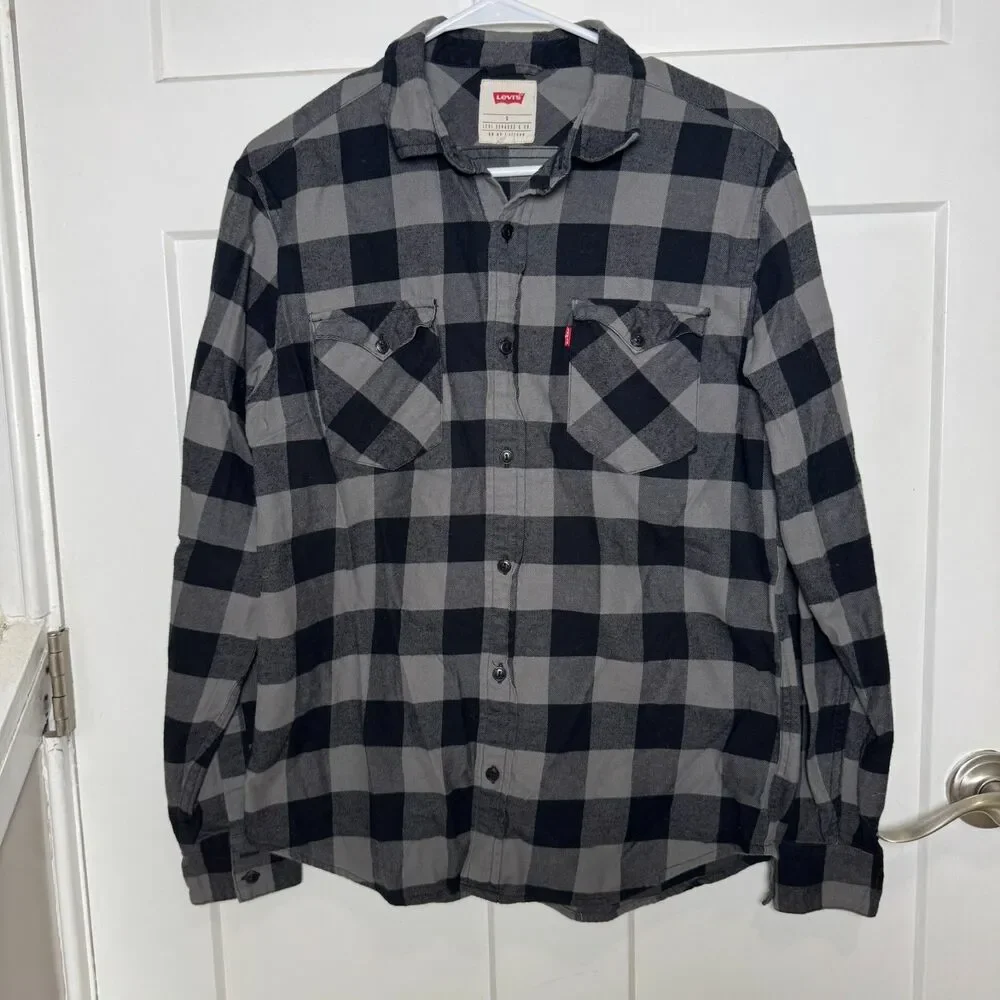 Levi’s Men’s Small Gray Black Buffalo Plaid Flannel Shirt Long Sleeve Button Up